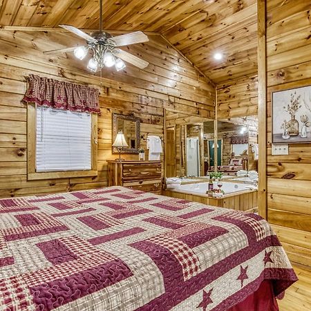 Romantic Retreat Гатлінбург Екстер'єр фото